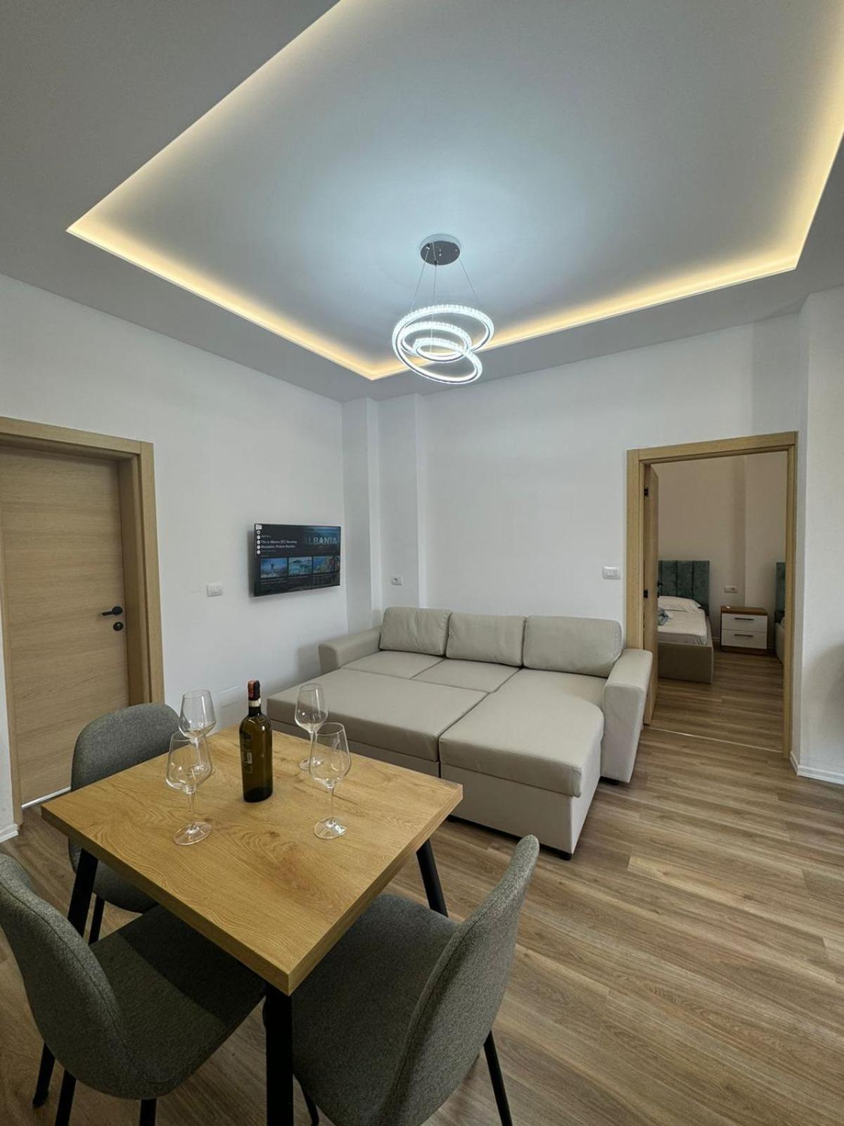 Golden Apartment